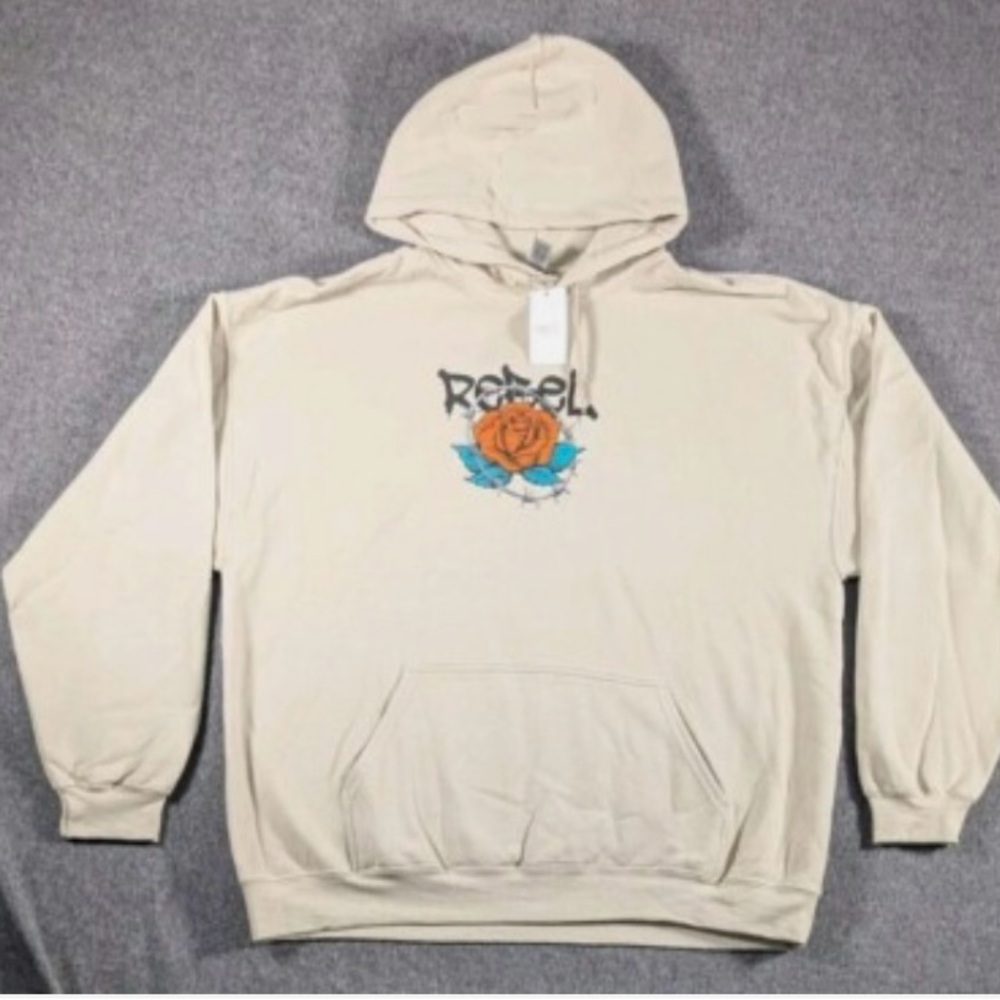 NWT Rue21 "Rebel" beige hoodie pullover sweatshirt roses and thorns  Large